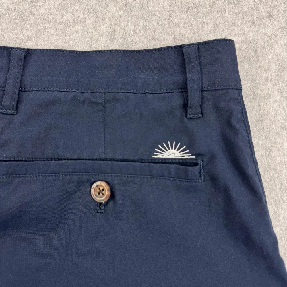 Faherty Reserve Shorts Mens 32 Navy Blue Golf Coolmax Stretch Chino Casual 34x8